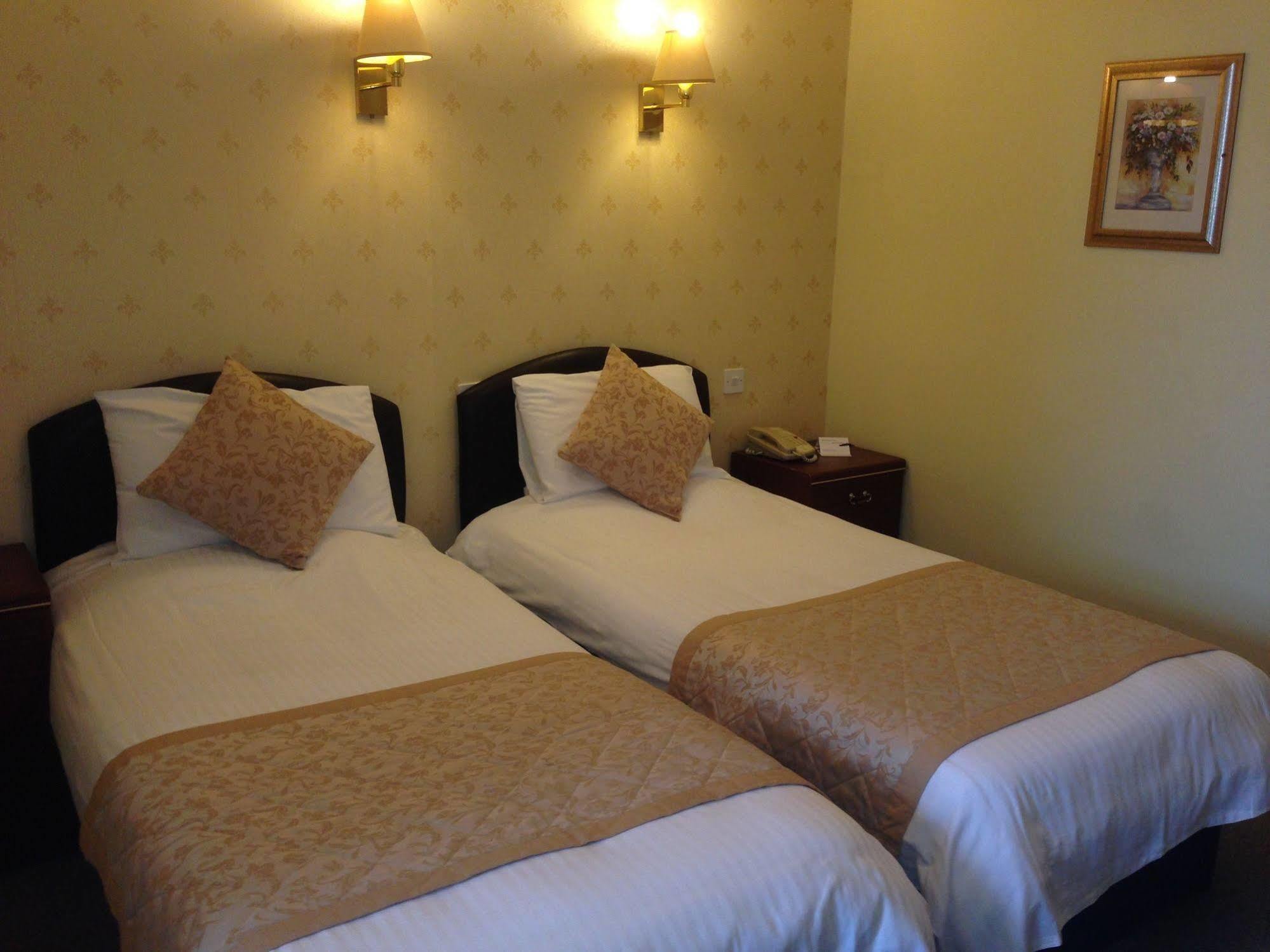 Hotel Victoria Newquay  Exterior photo